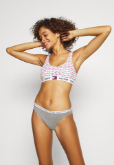 Tommy Hilfiger 3 PACK Briefs medium grey heather/white/black 3 НАБОР трусов средний серый вереск/белый/черный