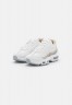 Nike Sportswear AIR MAX 95 Sneaker low summit white/wolf grey/white AIR MAX 95 низкие кроссовки женские вершина белый/волчий серый/белый