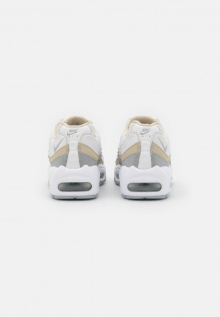 Nike Sportswear AIR MAX 95 Sneaker low summit white/wolf grey/white AIR MAX 95 низкие кроссовки женские вершина белый/волчий серый/белый