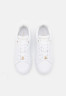 Tommy Hilfiger COURT Trainers white КОРТ Тренеры белый
