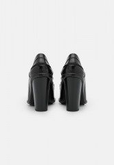 Tommy Hilfiger TWIST LOAFER Classic heels black TWIST LOAFER Классические туфли на каблуке черный