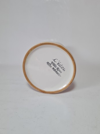 Alba Adriatiс Ваза фарфоровая  "Сиреневые цветы", 15см x 9см, 1960-70гг.