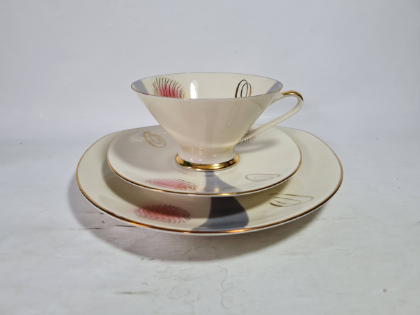 Чайное трио винтажное Weissen Stadt / DRW Bavaria с абстрактным декором, фарфор, Германия, 1970-80гг.