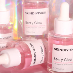 SkinDivision Berry Glow – 12 % AHA + 1 % BHA Glow Serum  Berry Glow 12% AHA + 1% BHA Сыворотка для сияния кожи
