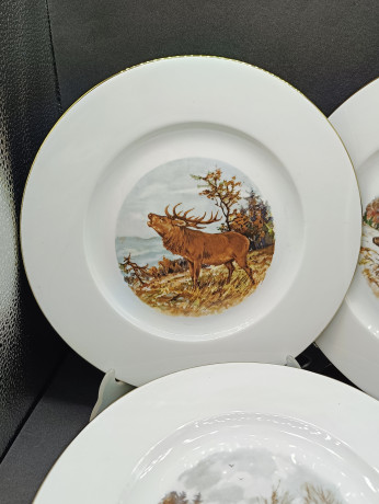 Набор сервировочных тарелок винтажных Wundsiedel Bavaria "Лось", "Кабан", "Заяц", 6 шт., фарфор, 27 см, Германия, 1960-70гг.