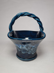 Декоративная корзина с изображением Площади Станислава г. Нанси, Франция, темно-синий фарфор, 15,5 x 12,5 x 17 см, Франция, 1960-70гг.