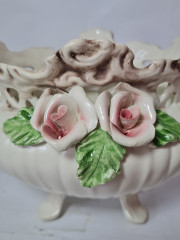 Настольная ваза винтажная, фарфор с цветочным фактурным декором, 20 x 15 x 15 см, Италия, 1960-70гг.