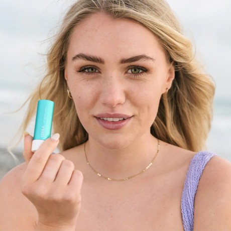 Coola Classic Liplux Lip Balm Original SPF 30  Бальзам для губ Classic Liplux Original SPF 30