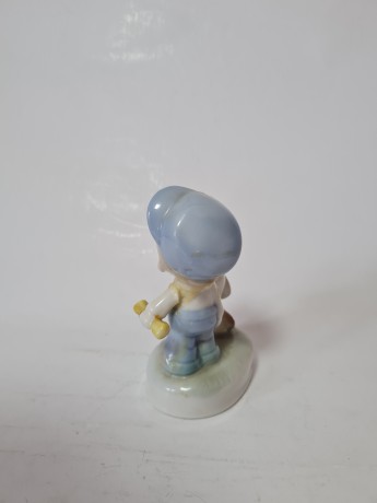 Винтажная статуэтка "Мальчик с собакой", 11см, Тайвань, 1960-70гг.