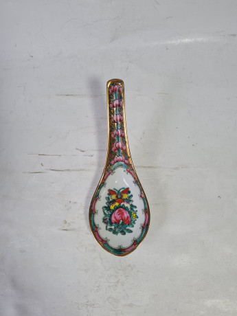 Миска винтажная в трацидионном японском стиле, с ложкой, фарфор, 11.5 см, ложка - 14 см, Япония, 1970-80гг.