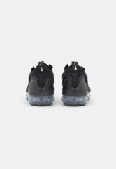 Nike Sportswear AIR MAX VAPORMAX  Sneaker low black/white/metallic silver AIR MAX VAPORMAX Низкие кроссовки женские черный/белый/серебристый металлик