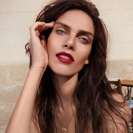 Dolce&Gabbana  Devotion Oil in Powder Luminizer 9 g Масло преданности в порошке-люминайзере