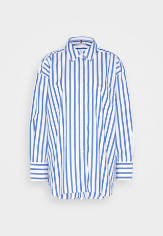 Tommy Hilfiger STRIPED ICON OVERSIZED SHIRT Button-down blouse banker ultra blue РУБАШКА OVERSIZE STRIPED ICON Блузка на пуговицах банкир ультра синий