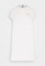 Tommy Hilfiger 1985 MINI CORPLOGO Day dress weathered white 1985 MINI CORP LOGO Повседневное платье выветрившийся белый
