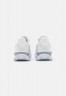 Nike Sportswear AIR MAX PRE-DAY Sneaker low white/phantom/summit white AIR MAX PRE-DAY — Низкие кроссовки женские белый/призрачный/вершинно-белый
