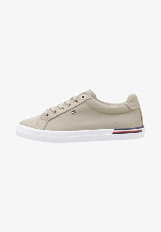 Tommy Hilfiger ESSENTIAL STRIPES Trainers beige ESSENTIAL STRIPES Кроссовки бежевый
