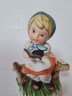 Винтажная статуэтка "Девочка в синем платочке с книгой", 11см, Тайвань, 1960-70гг.