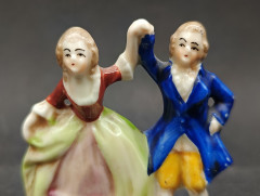 Статуэтка винтажная &quot;Танцующая пара&quot;, фарфор, 6 х 7 см, Япония, 1970-80гг.