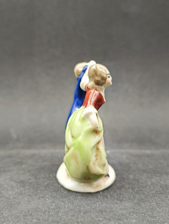 Статуэтка винтажная "Танцующая пара", фарфор, 6 х 7 см, Япония, 1970-80гг.