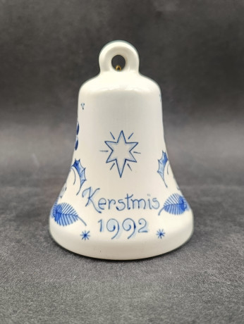 Колокольчик винтажный Delfts Holland "Зима", фарфор, 10 х 7 см, Голландия, 1992 год.