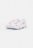Nike Sportswear AIR MAX 96 Sneaker low white/pistachio frost/bright mango/metallic silver AIR MAX 96 Низкие кроссовки женские белый/фисташковый иней/светлый манго/серебристый металлик