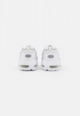 Nike Sportswear AIR MAX 96 Sneaker low white/pistachio frost/bright mango/metallic silver AIR MAX 96 Низкие кроссовки женские белый/фисташковый иней/светлый манго/серебристый металлик
