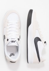 Nike SB ADVERSARY UNISEX Skateschuh white/black ADVERSARY UNISEX обувь для скейтборда белый черный