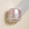 Shiseido Wrinkle Smoothing Day Cream SPF 25 50 ml Дневной крем для разглаживания морщин SPF 25