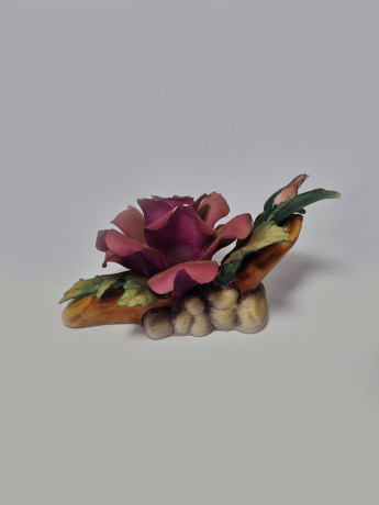 Capodimonte Italy Декоративная фигурка роза фиолетово-розовая с листьями, 10см x 19см, Италия, 1960-70гг.