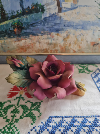 Capodimonte Italy Декоративная фигурка роза фиолетово-розовая с листьями, 10см x 19см, Италия, 1960-70гг.