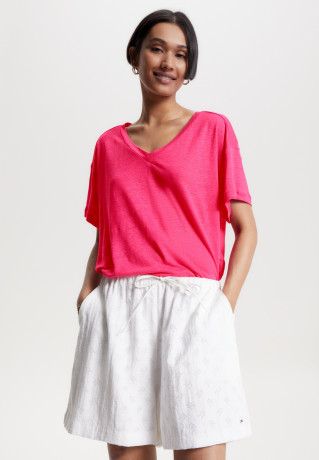 Tommy Hilfiger V NECK RELAXED FIT Basic T-shirt bright cerise pink V NECK RELAXED FIT Базовая футболка ярко-вишнево-розовый