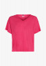Tommy Hilfiger V NECK RELAXED FIT Basic T-shirt bright cerise pink V NECK RELAXED FIT Базовая футболка ярко-вишнево-розовый