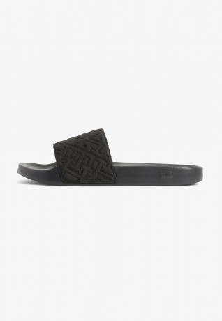 Tommy Hilfiger ELEVATED QUILTED MONOGRAM  Pool slides black ВЫСОКАЯ СТЕГАНАЯ МОНОГРАММА Шлепанцы для бассейна черный