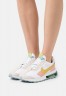 Nike Sportswear AIR MAX PRE-DAY NN EP Sneaker low white/celery/light madder root/ocean cube/vivid green/light orewood brown AIR MAX PRE-DAY NN EP — Низкие кроссовки женские белый/сельдерей/светлый корень марены/морской куб/ярко-зеленый/светло-коричневый