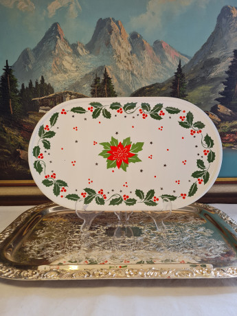 Блюдо винтажное прямоугольное Waechtersbach Spain, белый фарфор с красно-зеленым растительным узором, 34,5 x 20 x 2,5 см, Испания, 1960-70гг.