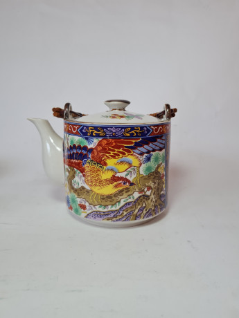 Набор для чая с ярким рисунком "Птицы и цветы": чайник + 3 чашки с блюдцами в стиле Royal Peacock Japan, Япония, 1960-70гг.