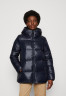 Tommy Hilfiger SORONA PADDED LOGO COAT Winter coat desert sky УТЕПЛЕННОЕ ПАЛЬТО SORONA LOGO Зимнее пальто небо пустыни