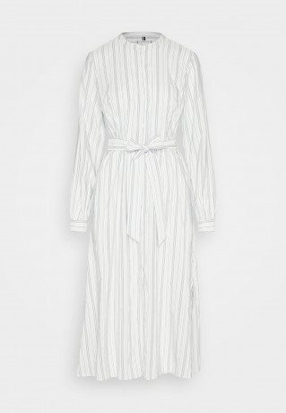 Tommy Hilfiger MIDI SHIRT DRESS Shirt dress ecru/blue ПЛАТЬЕ-РУБАШКА МИДИ Платье-рубашка экрю/синий