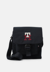 Tommy Hilfiger TWILIGHT MINI MESSENGER Across body bag space blue TWILIGHT MINI MESSENGER Сумка через плечо космический синий