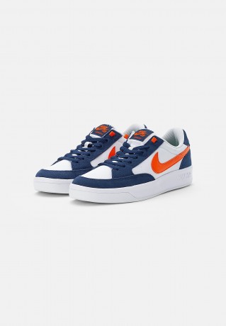 Nike SB ADVERSARY PREMIUM UNISEX Sneaker low navy/safety orange/navy/white ADVERSARY PREMIUM UNISEX Низкие кроссовки женские темно-синий/безопасный оранжевый/темно-синий/белый