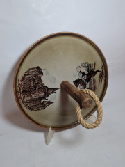 Фруктовница винтажная большая Gres de l'Arnon с деревянной палкой в центре, керамика, 30 см, Франция, 1960-70гг.