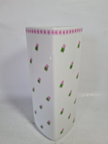 Ваза винтажная Gerold Bavaria / W.Germany с декором из мелких цветов, фарфор, 22 см, Германия, 1960-70гг.