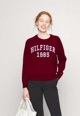 Tommy Hilfiger HERITAGE VARSITY SWEATER Jumper red СТУДЕНЧЕСКИЙ СВИТЕР HERITAGE Джемперы красный