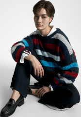 Tommy Hilfiger STRIPE CABLE CREW NECK Jumper multicolored stp ПОЛОСКА CABLE CREW NECK Джемперы разноцветный стп
