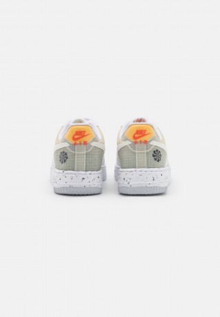Nike Sportswear AIR FORCE 1 CRATER Sneaker low white/orange AIR FORCE 1 CRATER Низкие кроссовки женские белый/оранжевый