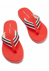 Tommy Hilfiger ESSENTIAL COMFORT  T-bar sandals fireworks ESSENTIAL COMFORT Сандалии с Т-образной перемычкой салют