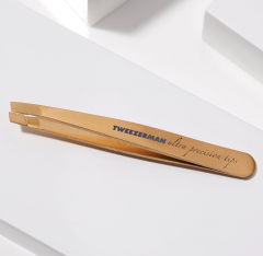 TWEEZERMAN Mini-Pinzette, gold, Пинцет для бровей и ресниц мини (США), ручная заточка, скошенные прецизионные кончики, эргономичный, титан, золотой