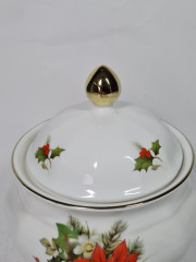 Чаша винтажная Wundsiedel Bavaria с крышкой &quot;Пуансеттия&quot;, фарфор, 16 х 15 см, Германия, 1960-70гг.