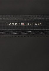 Tommy Hilfiger CASUAL CROSSOVER Across body bag black CASUAL CROSSOVER Сумка через плечо черный