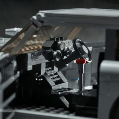 LEGO Creator Expert 10262 James Bond Aston Martin DB5 Creator Expert 10262 Джеймс Бонд Aston Martin DB5
